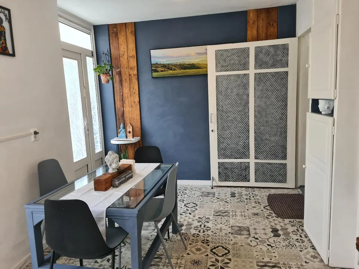Apartment 1 Bedroom 15 Min By Tram To Amsterdam Centre! Netherlands